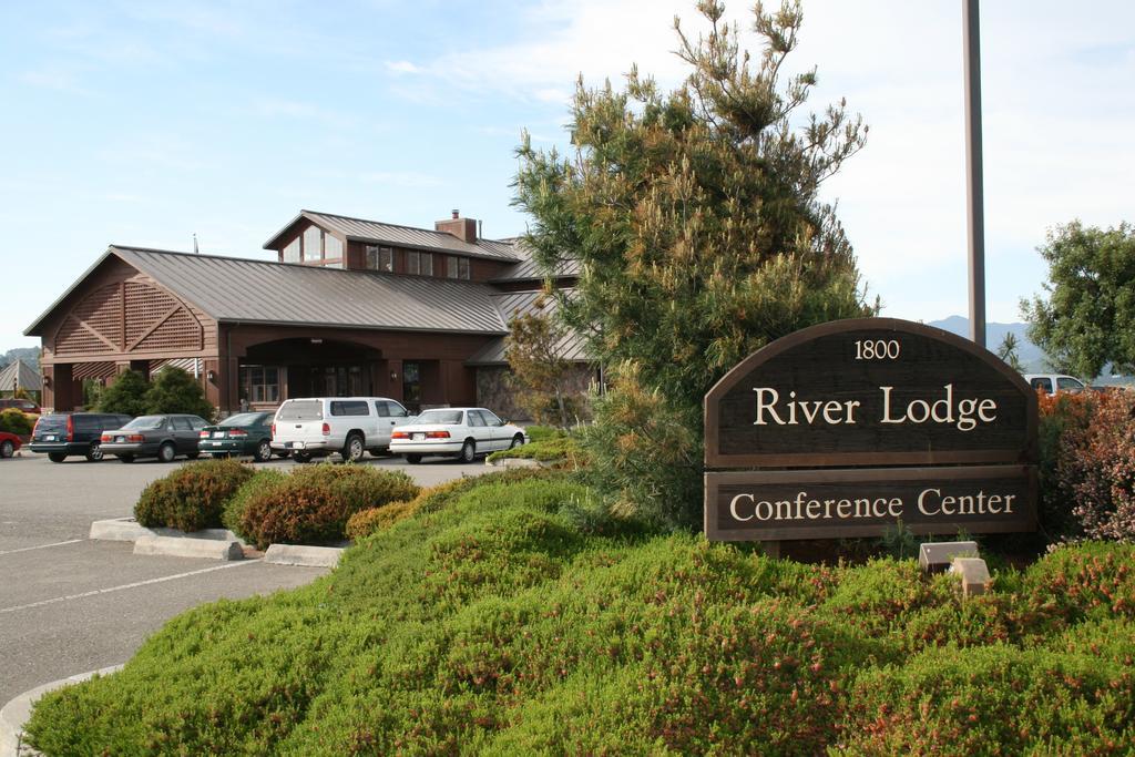 The Redwood Riverwalk, A Boutique Hotel Fortuna Exterior photo