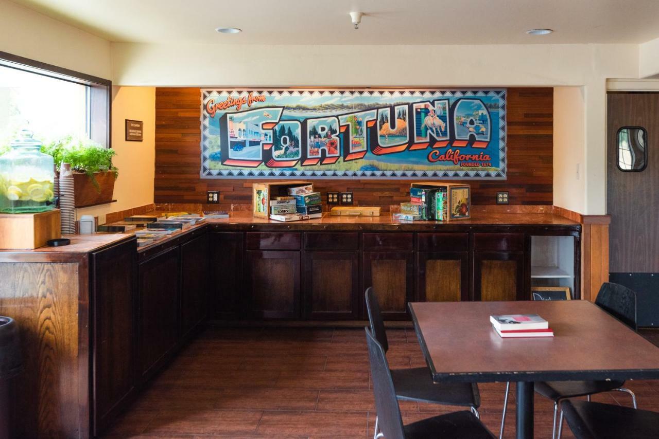 The Redwood Riverwalk, A Boutique Hotel Fortuna Exterior photo